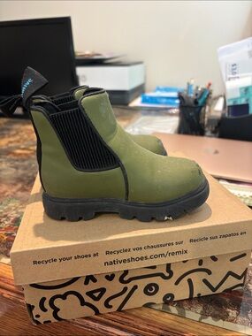 Native Olive Green Kids Chelsea Boots with Black Elastic